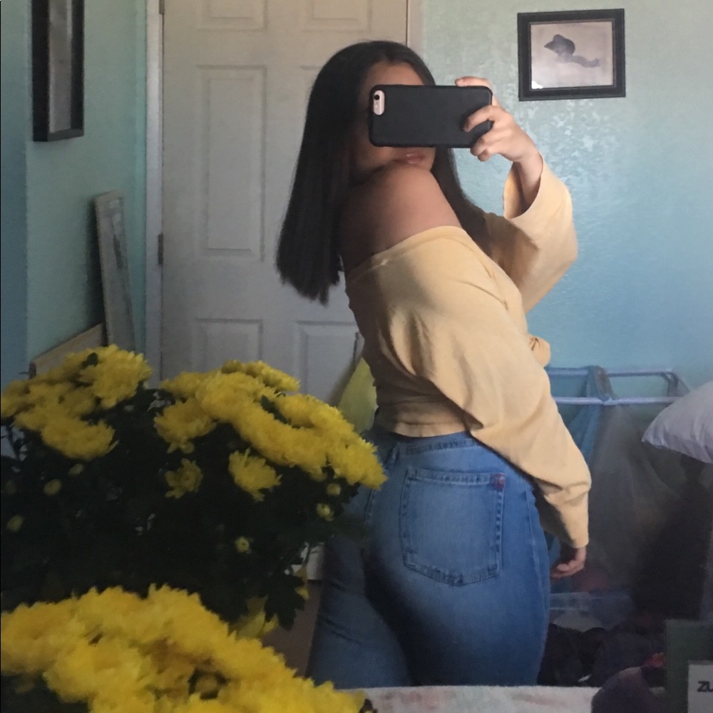 BDG HIGHWAISTED JEANS